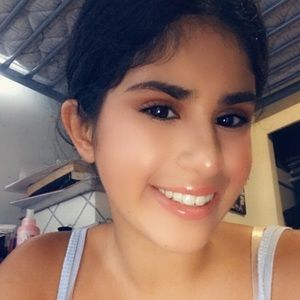 Meet your Posher, Isabella